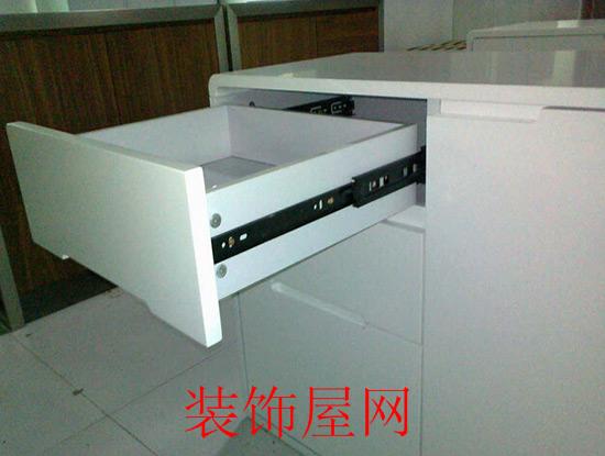 抽屉导轨分哪几类